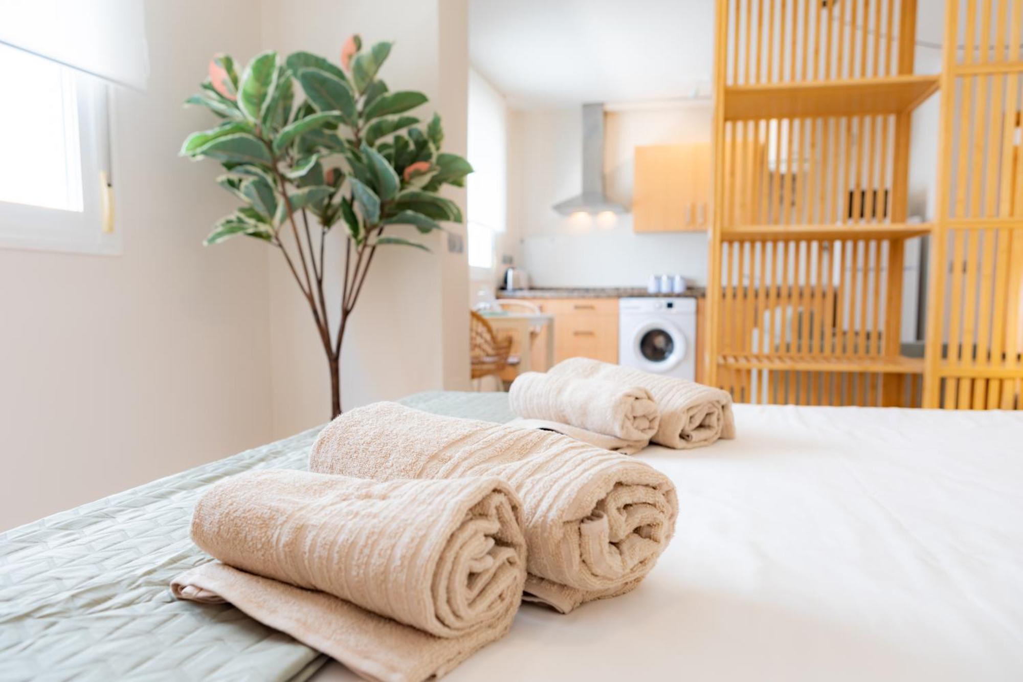 Teatro Suites Malaga City Flat Eksteriør bilde
