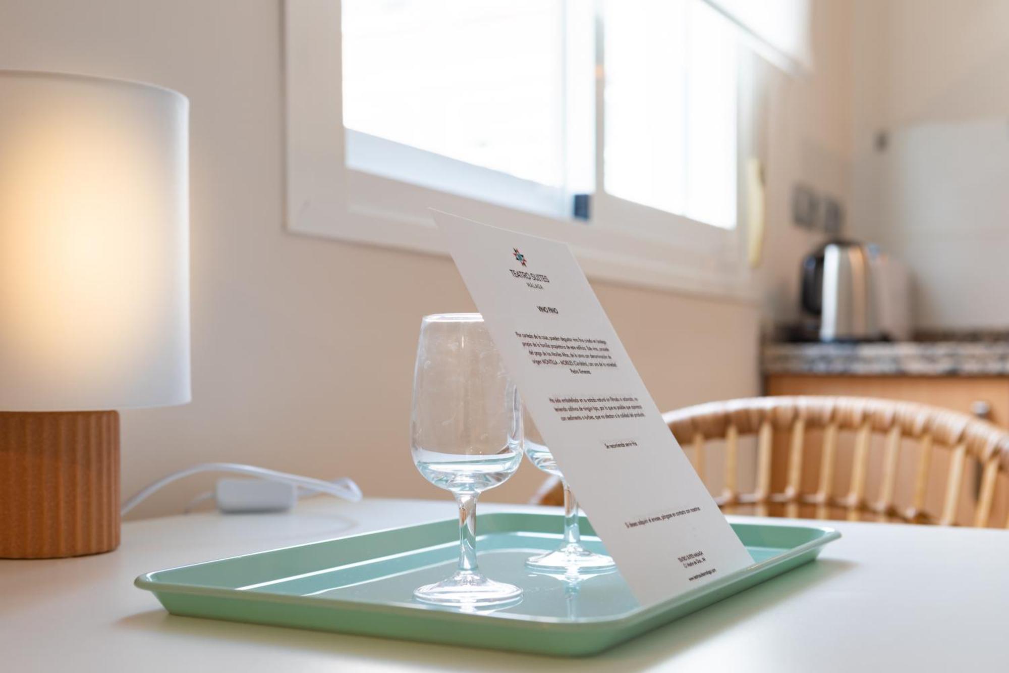 Teatro Suites Malaga City Flat Eksteriør bilde