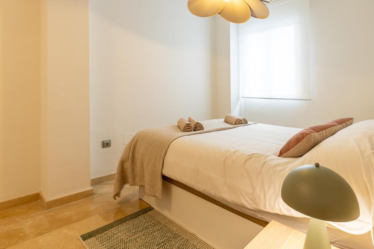 Teatro Suites Malaga City Flat Eksteriør bilde